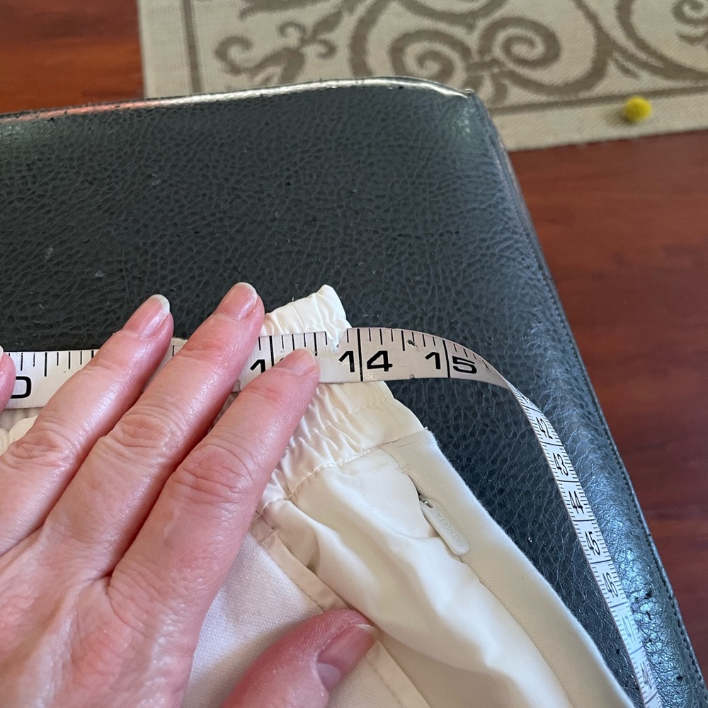 Athleta Triumph Hybrid Wide Leg Crop sweatpant high rise stretch waist MED Cream - Picture 12 of 16